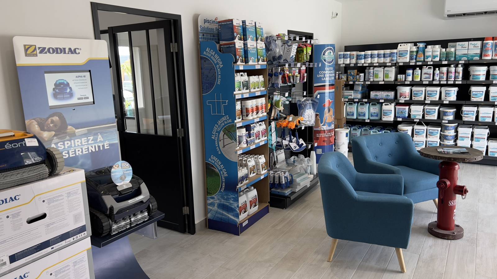 Boutique Alliances Piscines 83 près de Toulon