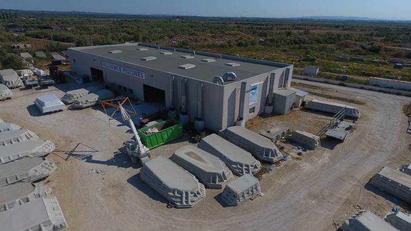 Comment est fabriquée une piscine coque Alliance