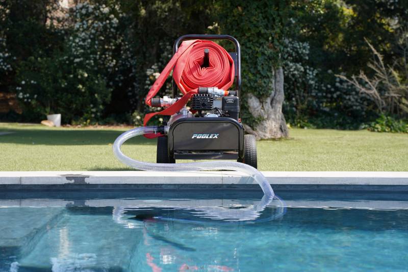 presentation d'un systeme contre le feu avec l'eau d'une piscine
