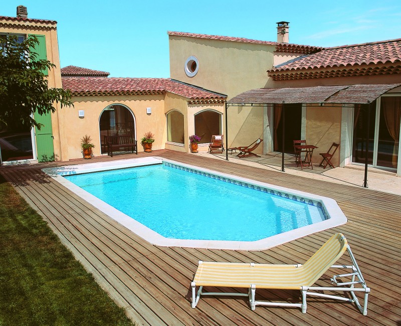 Piscine  avec reservation volet hors sol  Alliance piscines TOULON  ( 83 )