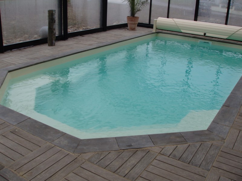 Piscine  avec reservation volet hors sol  Alliance piscines TOULON  ( 83 )