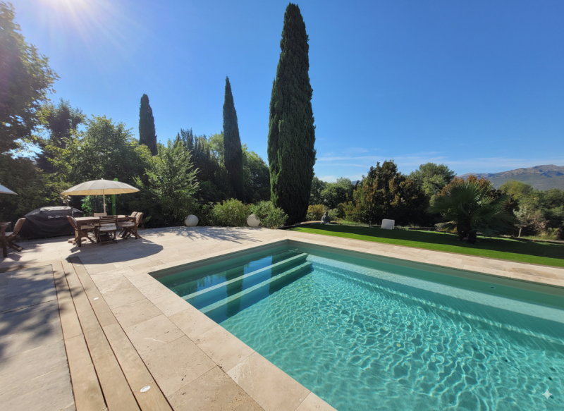 Piscine coque Vert Bali