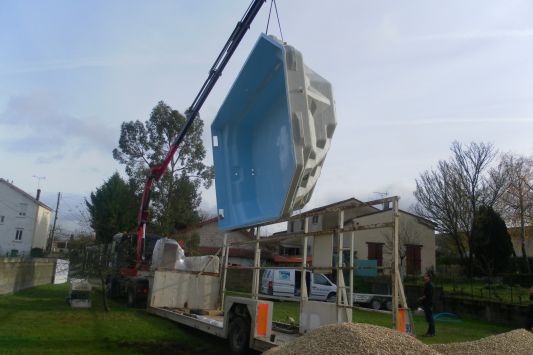 Gruttage de votre piscine alliance piscines 83 à Hyères dans le Var