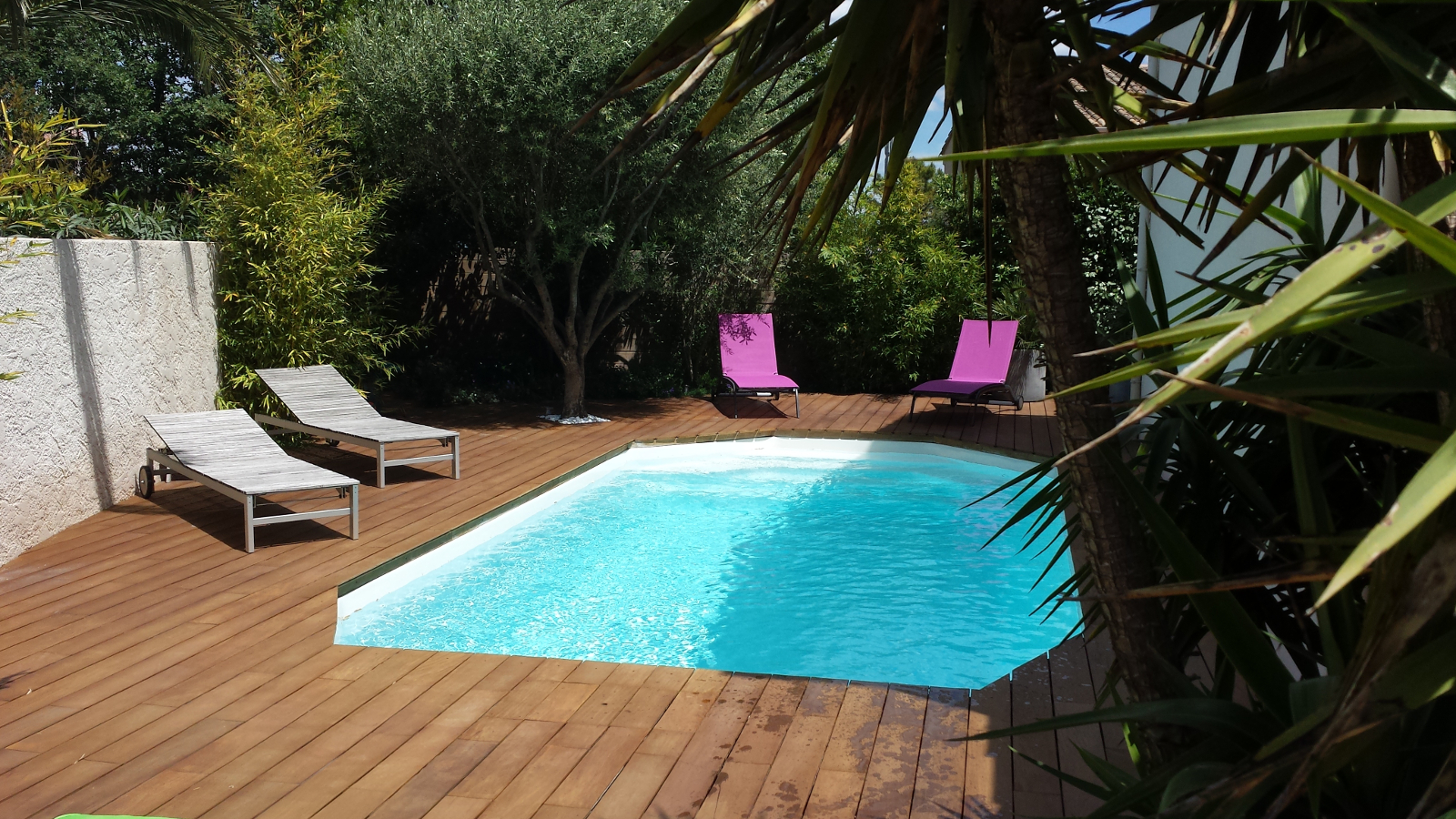superbe piscine pas cher à cuers