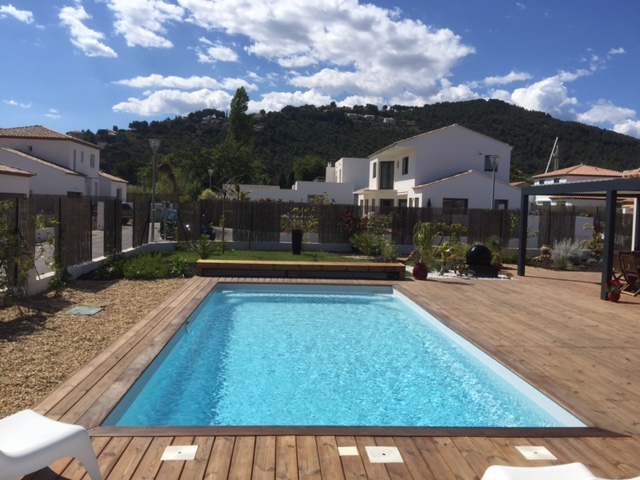 piscine coque de qualité dans le var krypto 8