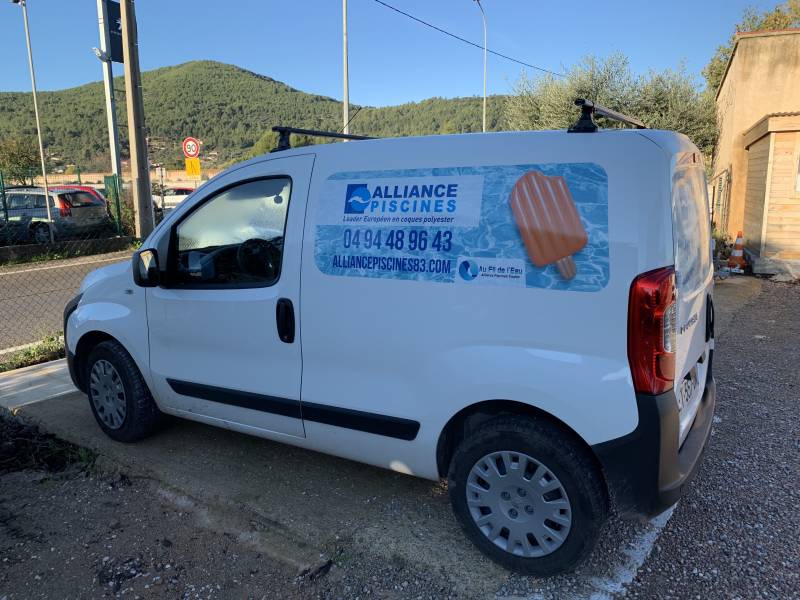 Intervention SAV de votre Agence Alliance Piscines 83